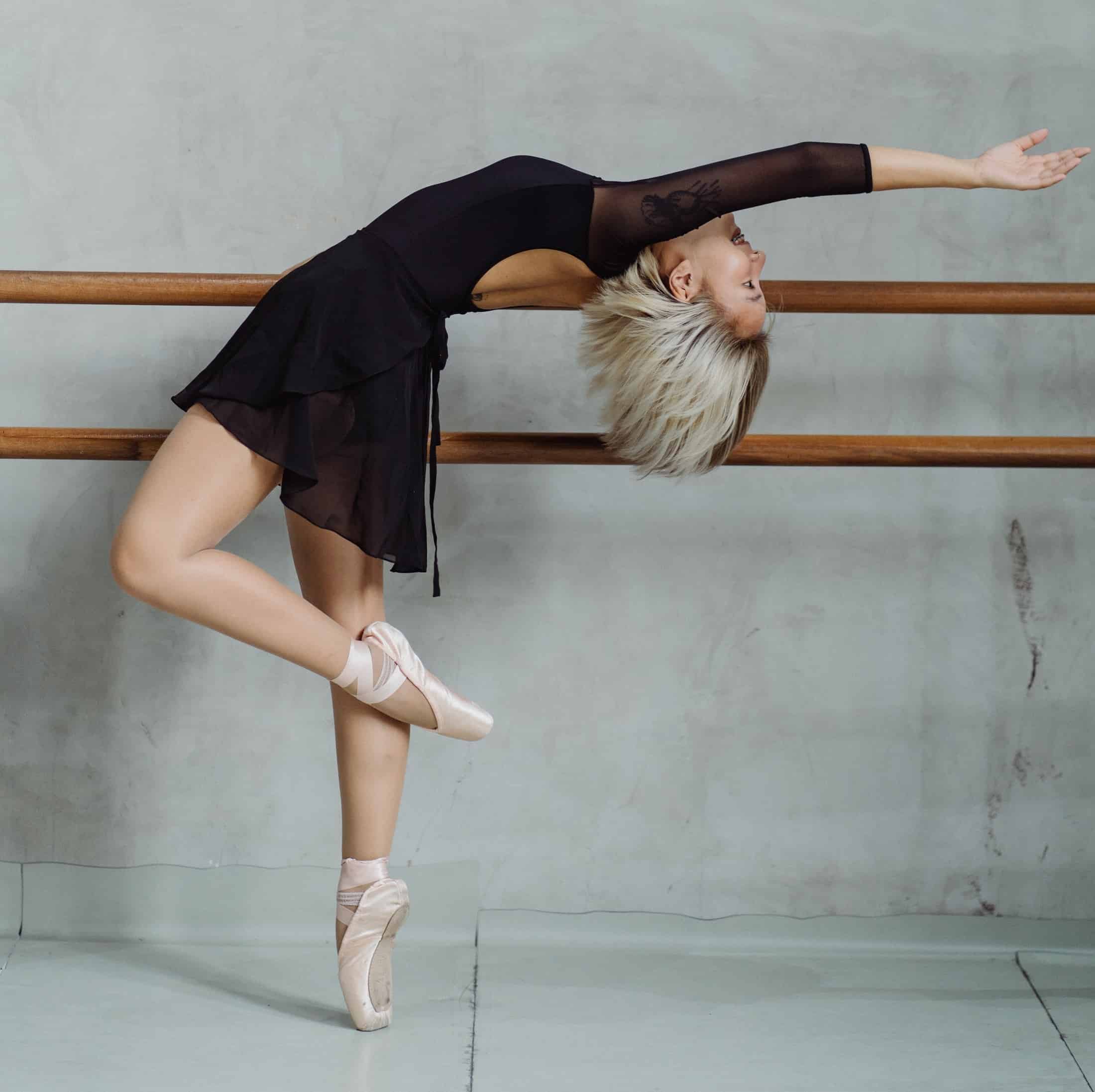 Balet dla dorosłych – dlaczego założenie pointów to dobry pomysł w każdym wieku?