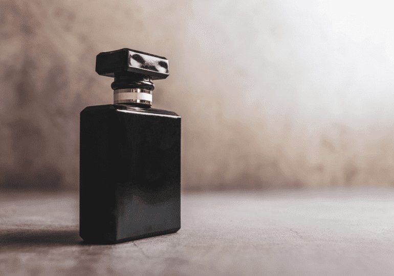 Perfumy damskie z ogonem - czyli to co uwodzi mężczyzn
